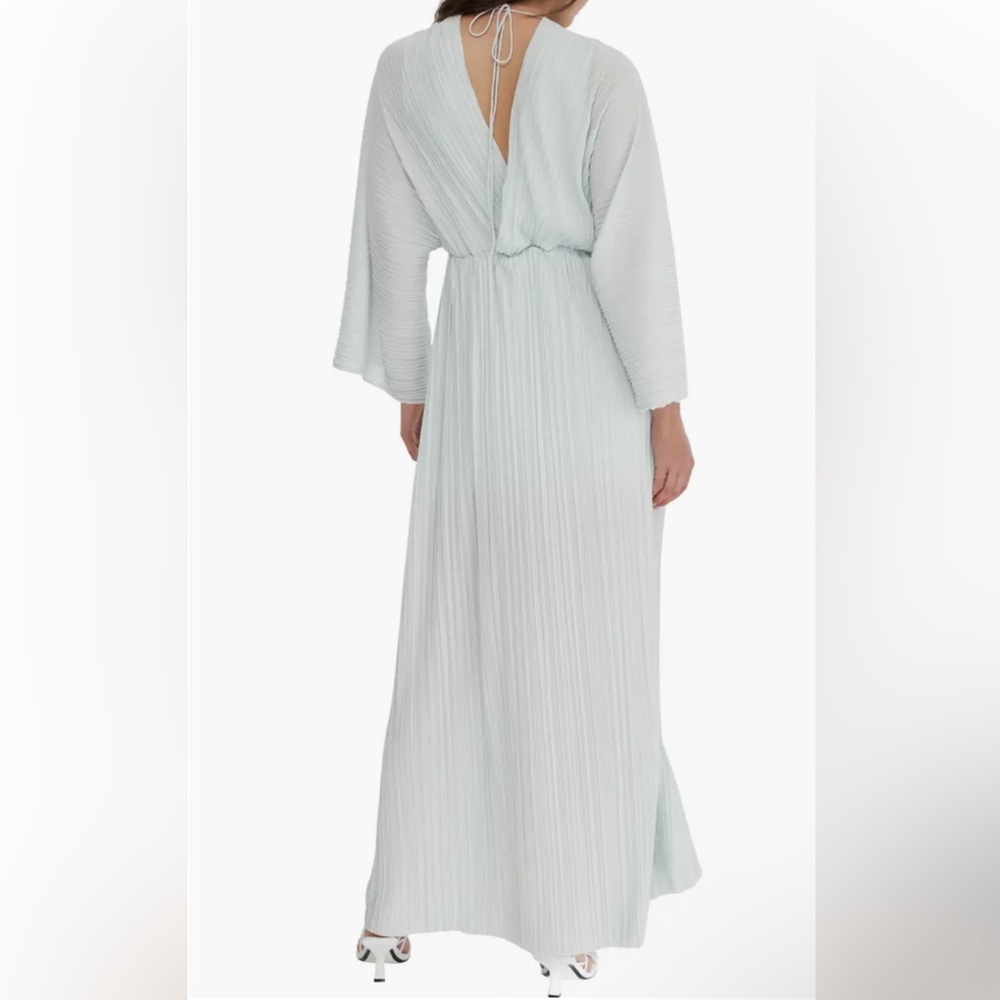 Significant Other Akila Plissé Cut-Out Maxi Dress Size 6 NWT - Picture 3 of 9